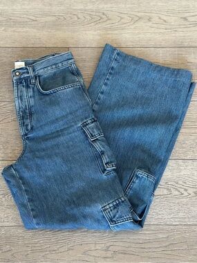 FAVORITE DAUGHTER
The Carly Wide Leg Cargo Jeans Sz26 Relaxed. Color: Highway